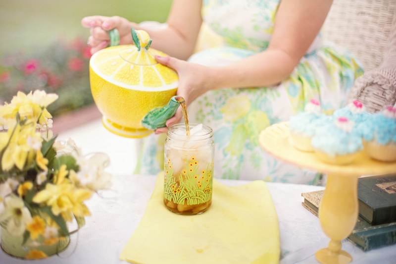 tea tea time person summer tea party iced tea 4k