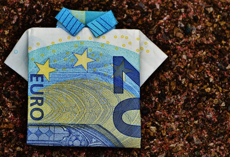 the last shirt dollar bill 20 euro folded gift 4k