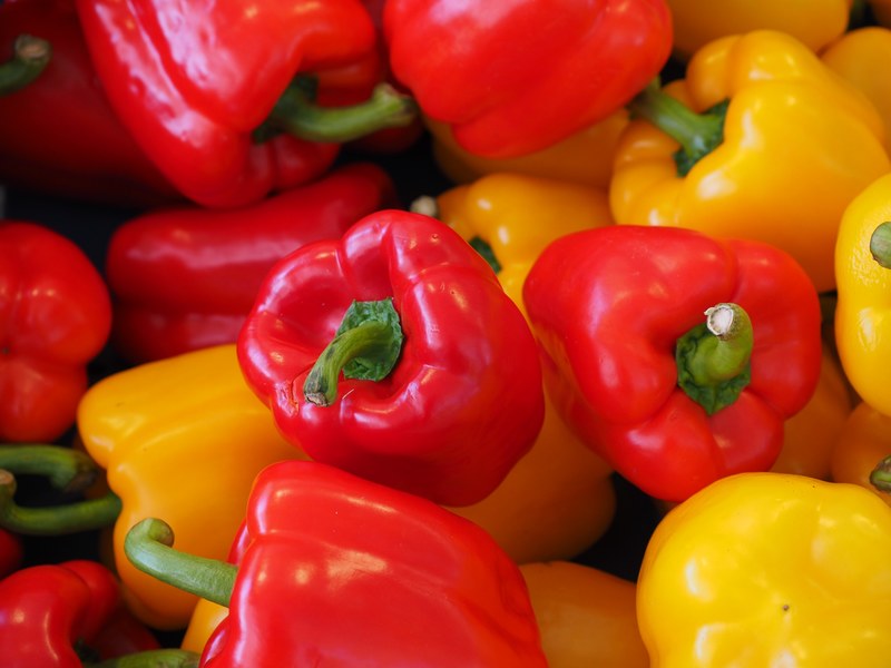 sweet peppers paprika red healthy vitamins pepper 4k