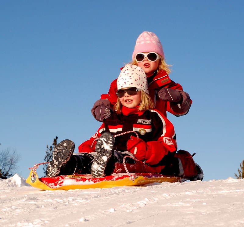 sweden children girls sled sledding winter snow 4k