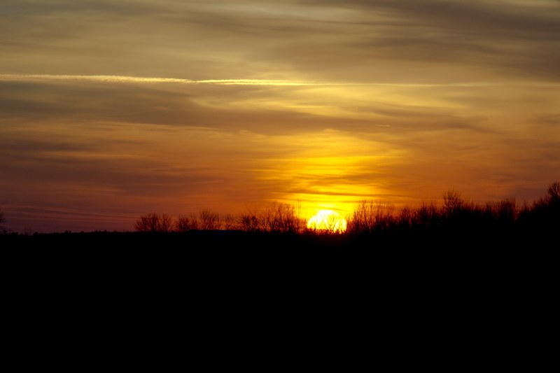sunset warm clouds sun orange light sunshine 4k