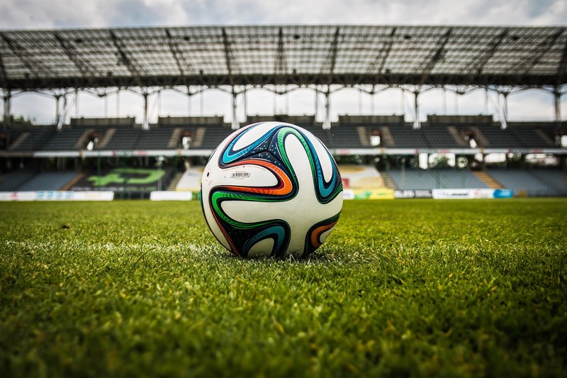 the ball stadion football the pitch grass game 4k