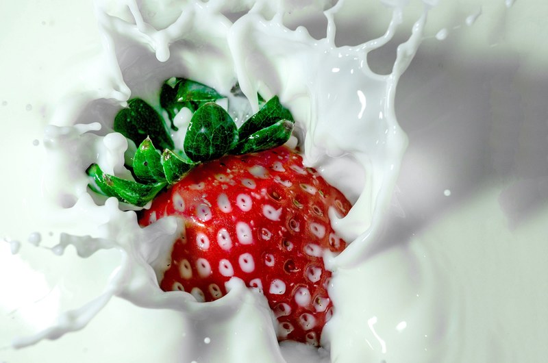 strawberry milk strawberry milk green red white 4k