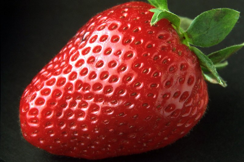 strawberry sweet red delicious 4k