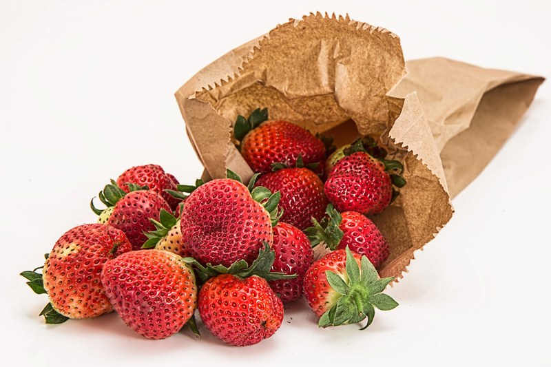 strawberries fresh fruit dessert red healthy diet 4k
