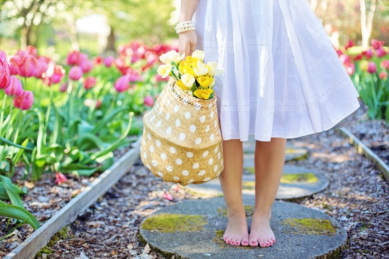 spring tulips pretty woman young woman flowers 4k