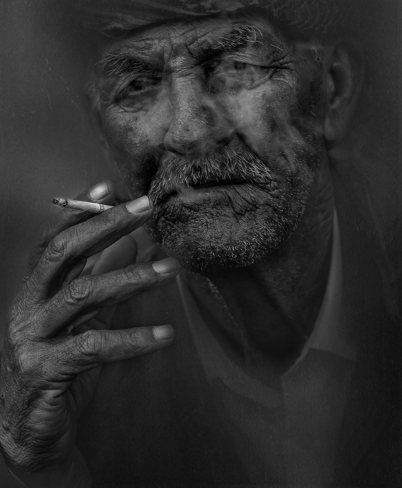 smoker man smoking cigarette old elderly portrait 4k