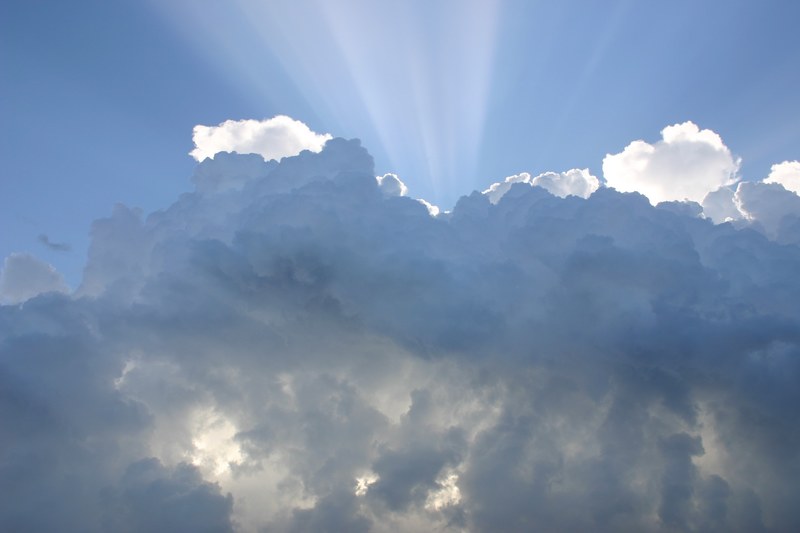sky clouds rays of sunshine 4k