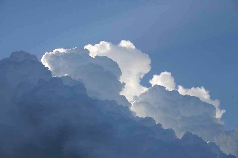 sky clouds rays of sunshine 4k