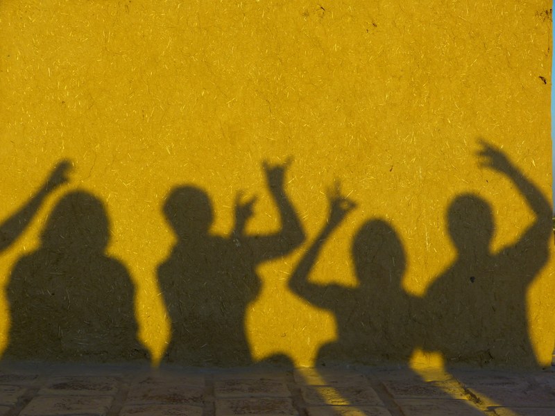 shadow shadow play hispanic human light personal 4k