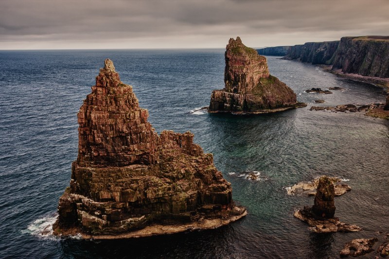 rock stacks of duncansby scotland north of scotland 4k