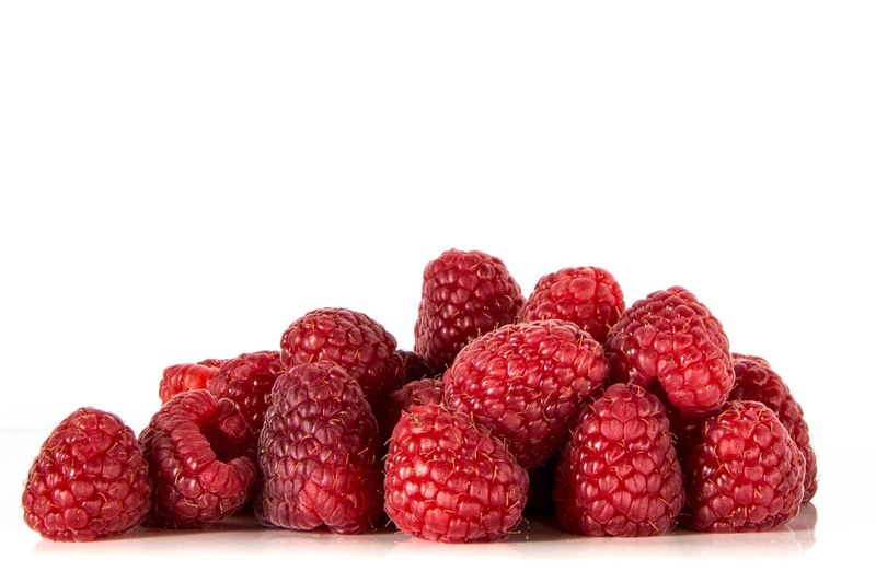 raspberries small red fruits red fruit fruit food 4k