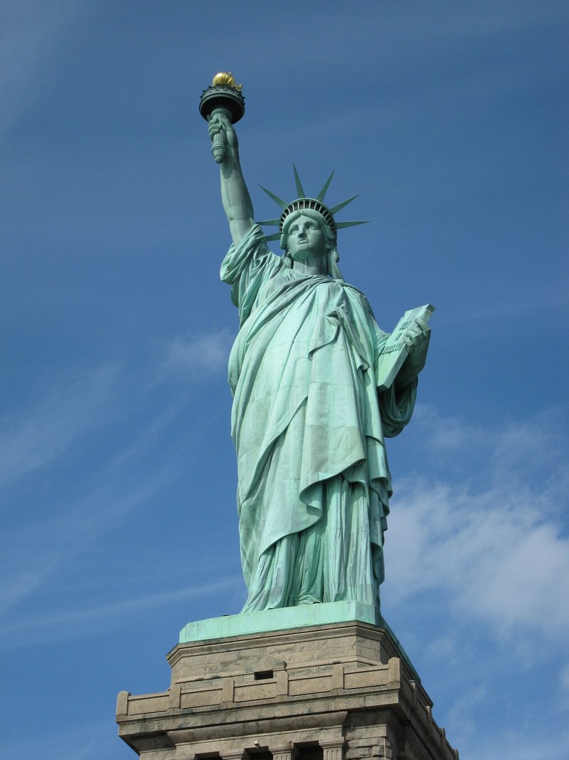 queen of liberty statue of liberty new york 4k