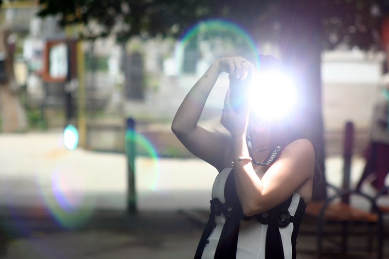 portrait flash got you girl woman person female 4k