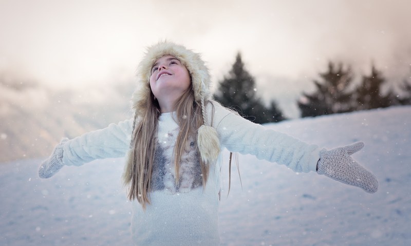 person human female girl cap winter snow gloves 4k