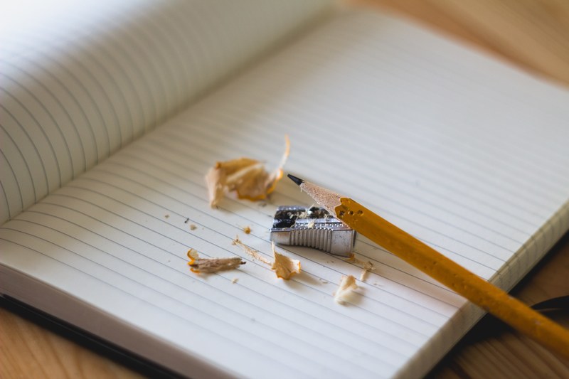 pencil sharpener notebook paper education office 4k