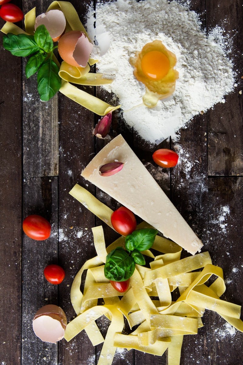 pasta cheese egg food italian cuisine meal 4k