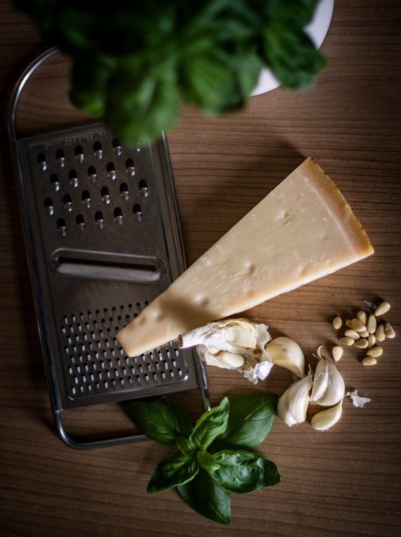 parmesan garlic baslikium pine nuts grater 4k