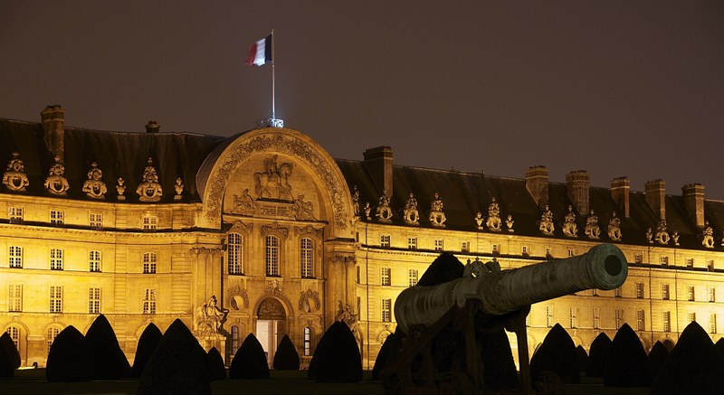 palace building landmark historical night evening 4k