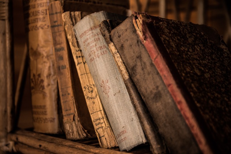 old books book old library education archive 4k