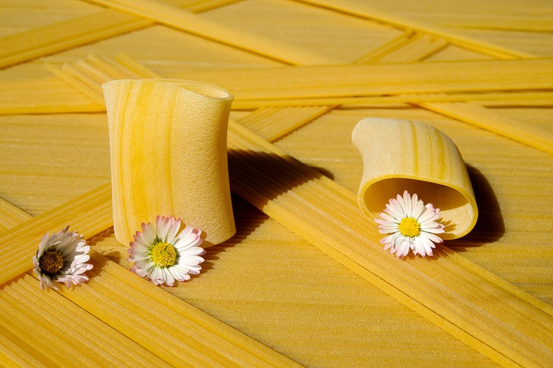 noodles raw paccheri giganti pasta yellow food 4k