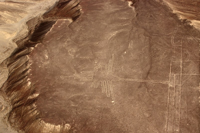 nasca peru nazca plateau nasca lines hummingbird 4k