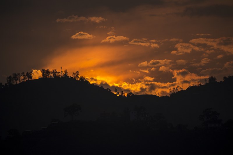 mountains sunset clouds sun sunset sky sun 4k