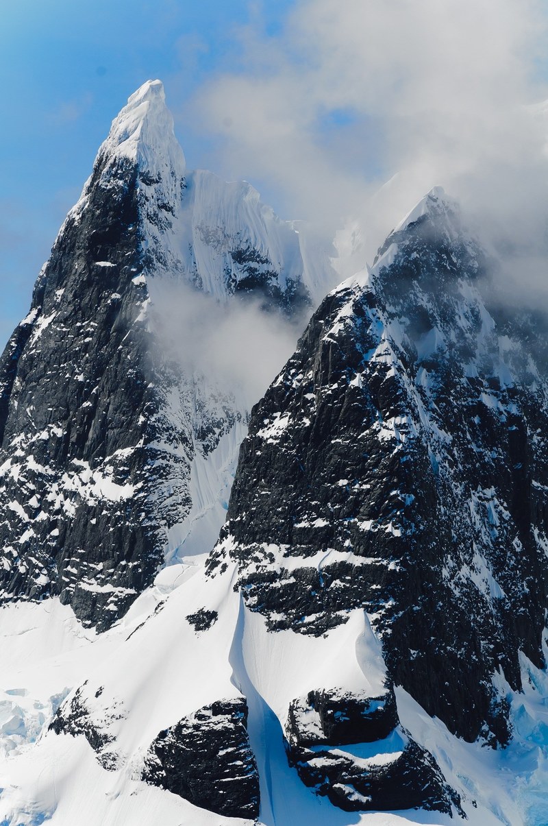 mountains antarctica ice ice bergs scenery 4k