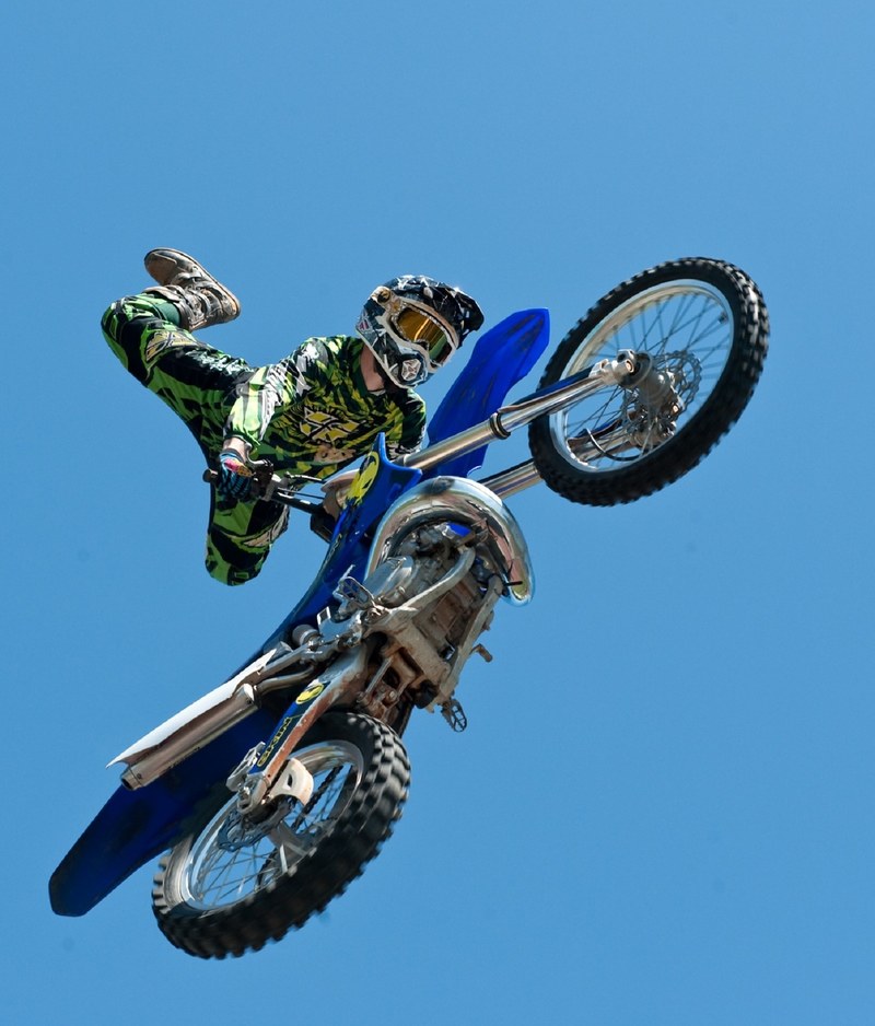 motorcycle stunt jump motocross freestyle fmx 4k
