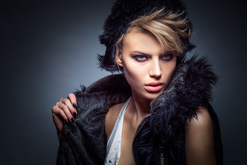 model fashion glamour girl female portrait studio 4k