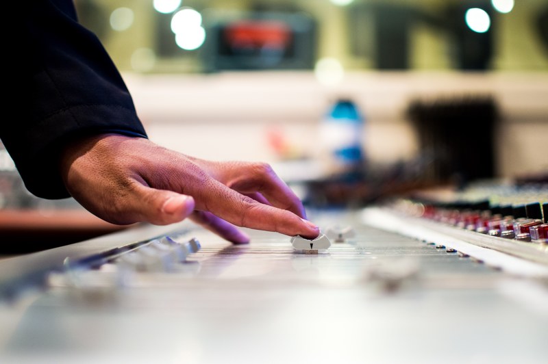 mixing desk mixer slide control slider disc jockey 4k