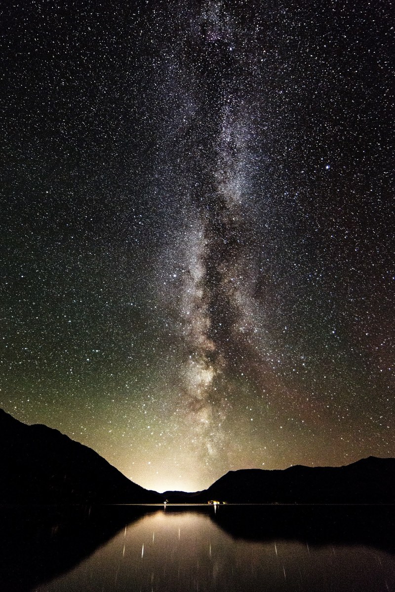 milky way stars night sky landscape scenic galaxy 4k