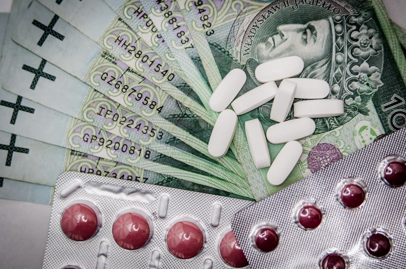 medications money cure tablets pharmacy medical 4k