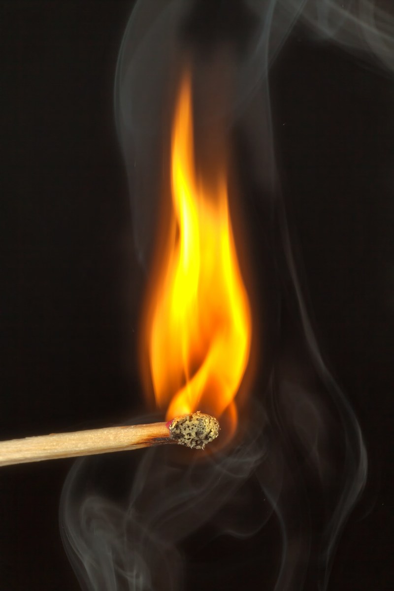 match fire close burn matches kindle flame macro 4k