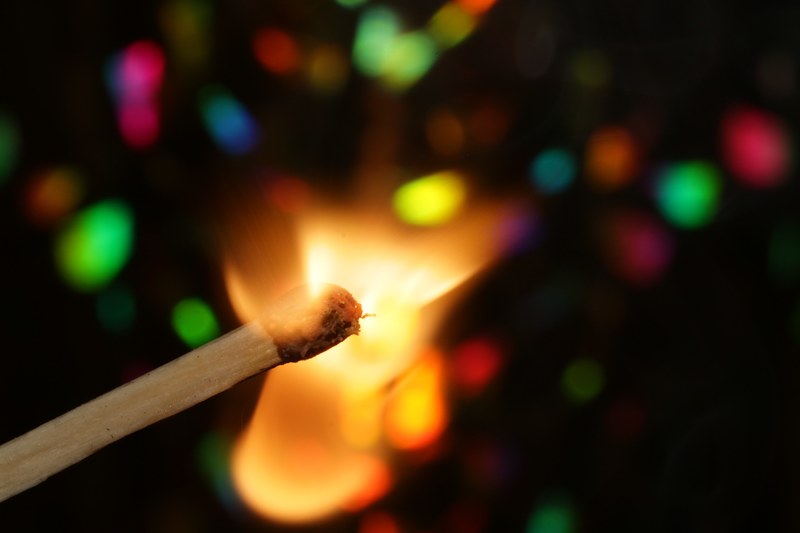 match sticks lighter sulfur fire flame burn 4k