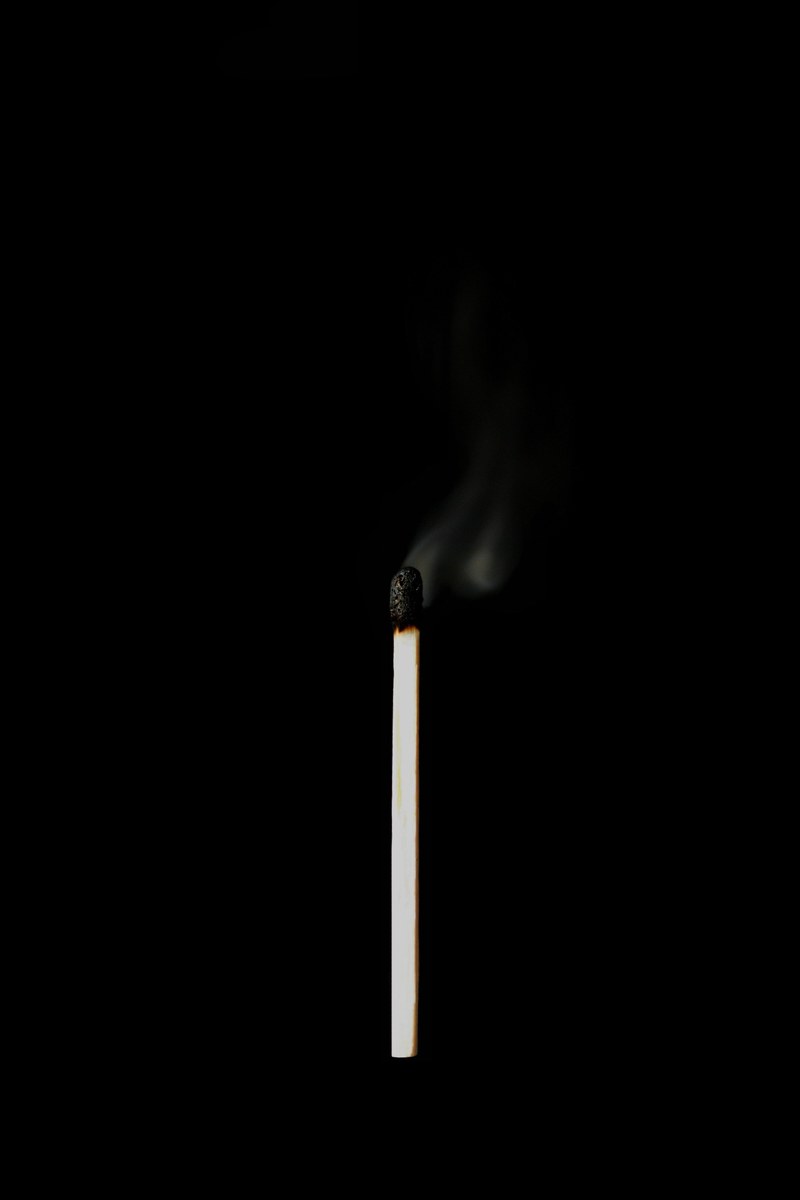 match matches sticks lighter wood sulfur black 4k