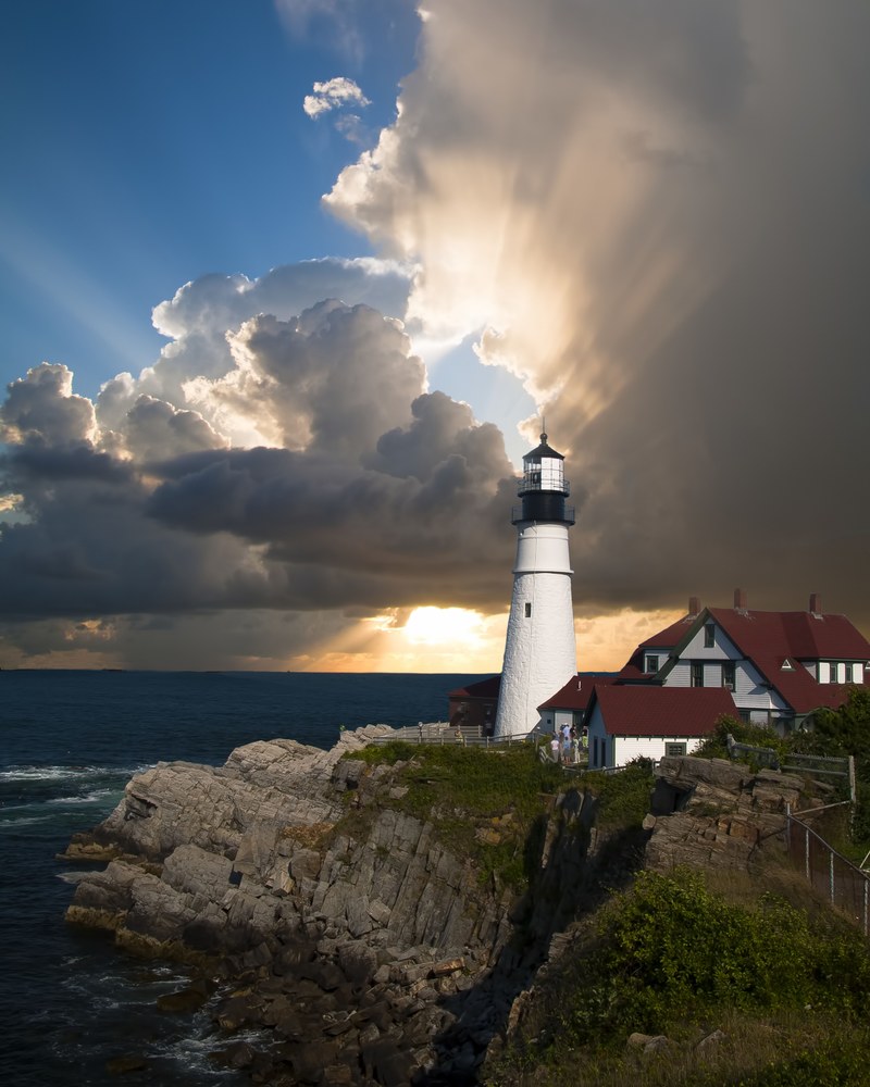 lighthouse beacon light house direction sunlight 4k