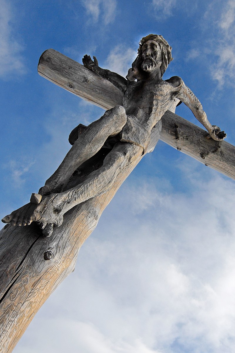 jesus cross summit cross 4k