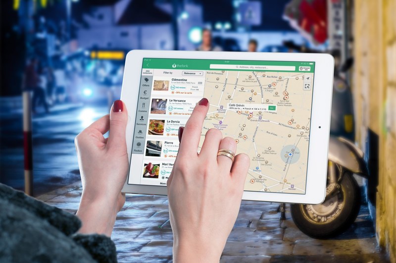 ipad map tablet internet screen multimedia 4k