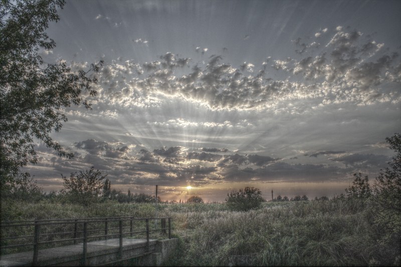 hdr clouds landscape sky dramatic mood drama 4k