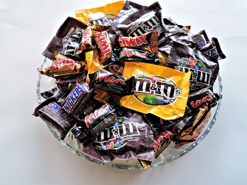 halloween candy chocolates nuts sweet small size 4k