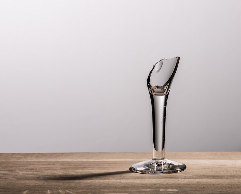 glass broken shot reed sharp 4k