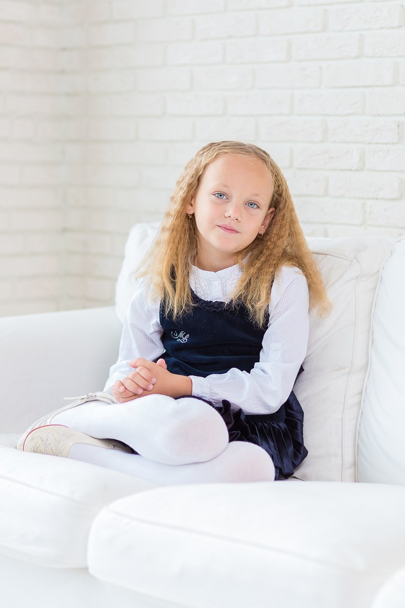 girl child young pretty room white cute happy 4k