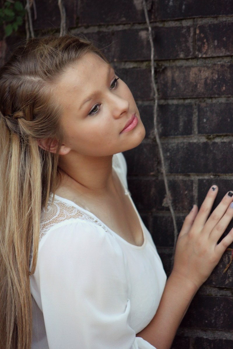 girl young beautiful person beauty pretty face 4k