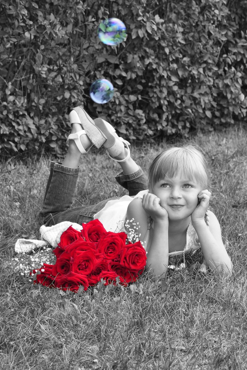 girl little girl dreaming roses red 4k