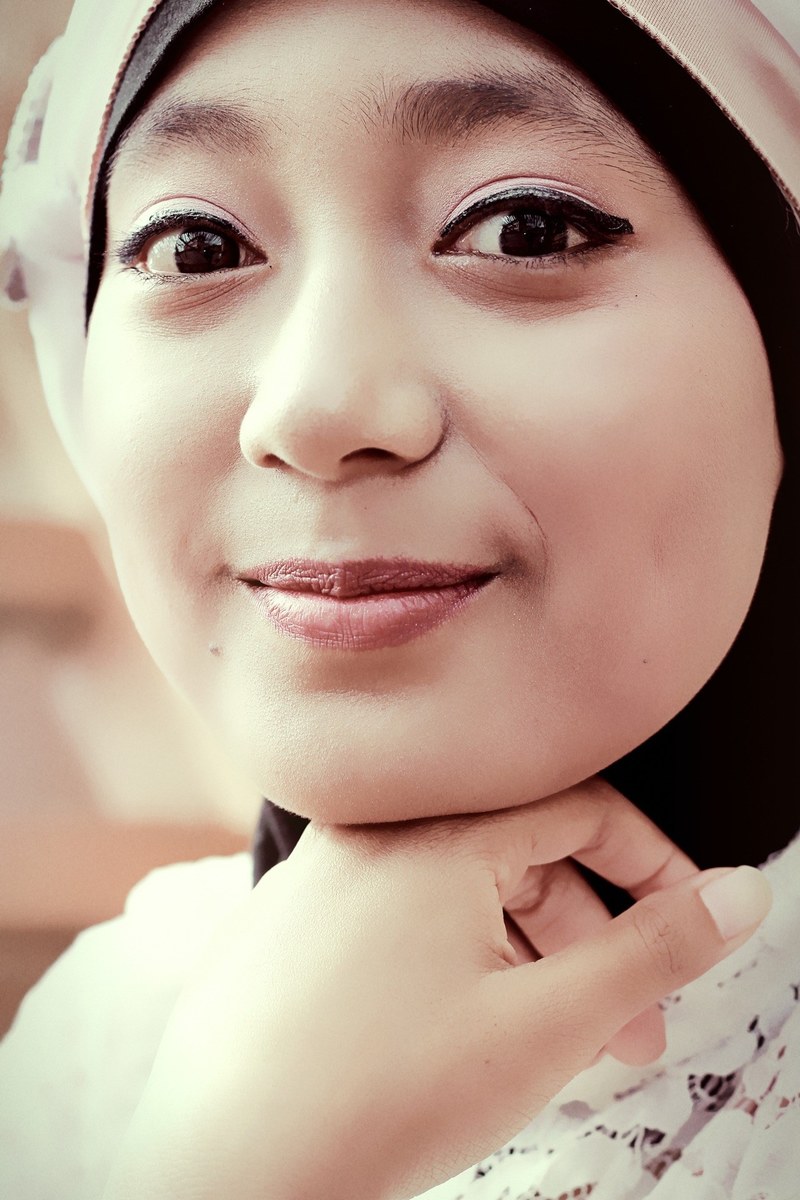 girl hijab smile women islam people potrait 4k