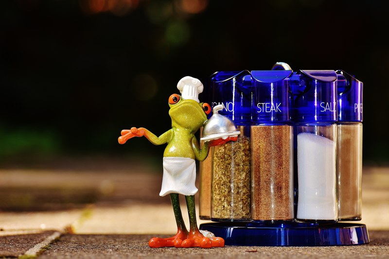 frog cooking spices preparation eat cook 4k