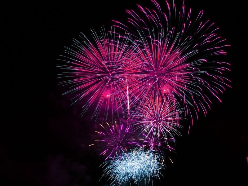 fireworks celebration bright pink explosive 4k