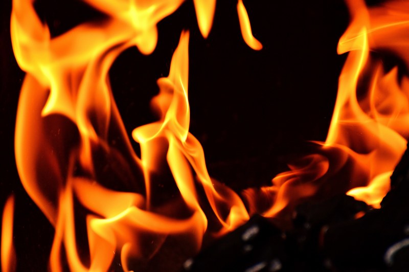 fire carbon charcoal hot embers barbecue glow 4k