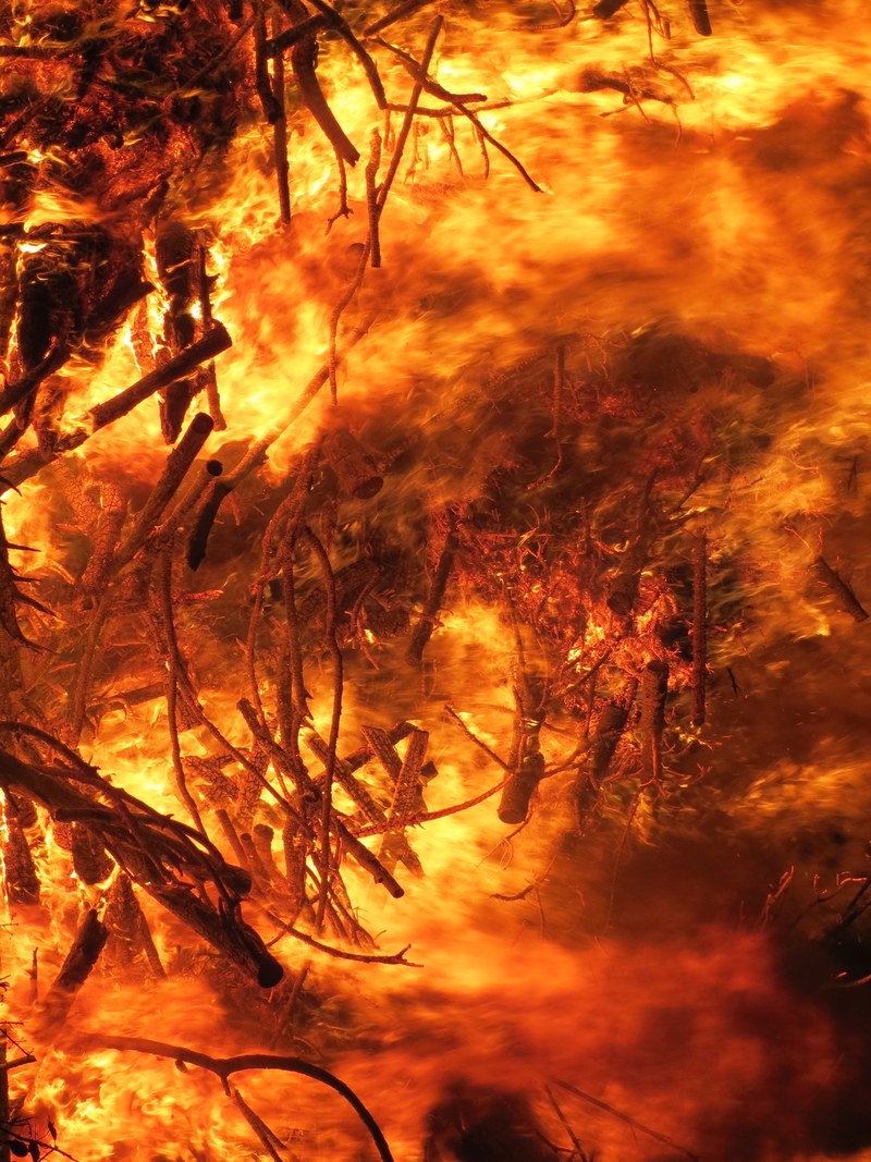 fire conflagration easter fire destruction 4k